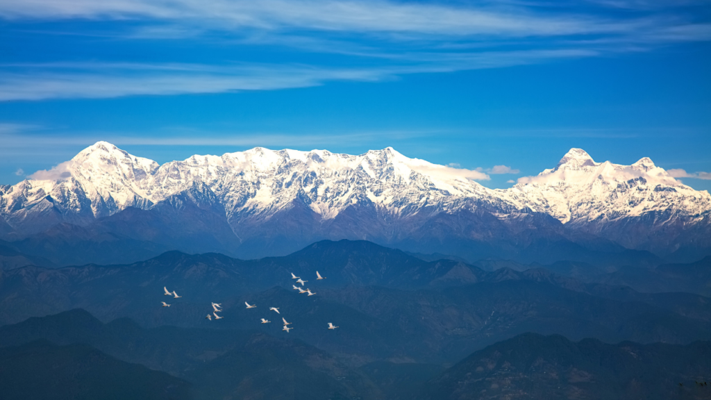 binsar hill station view in uttarakhand